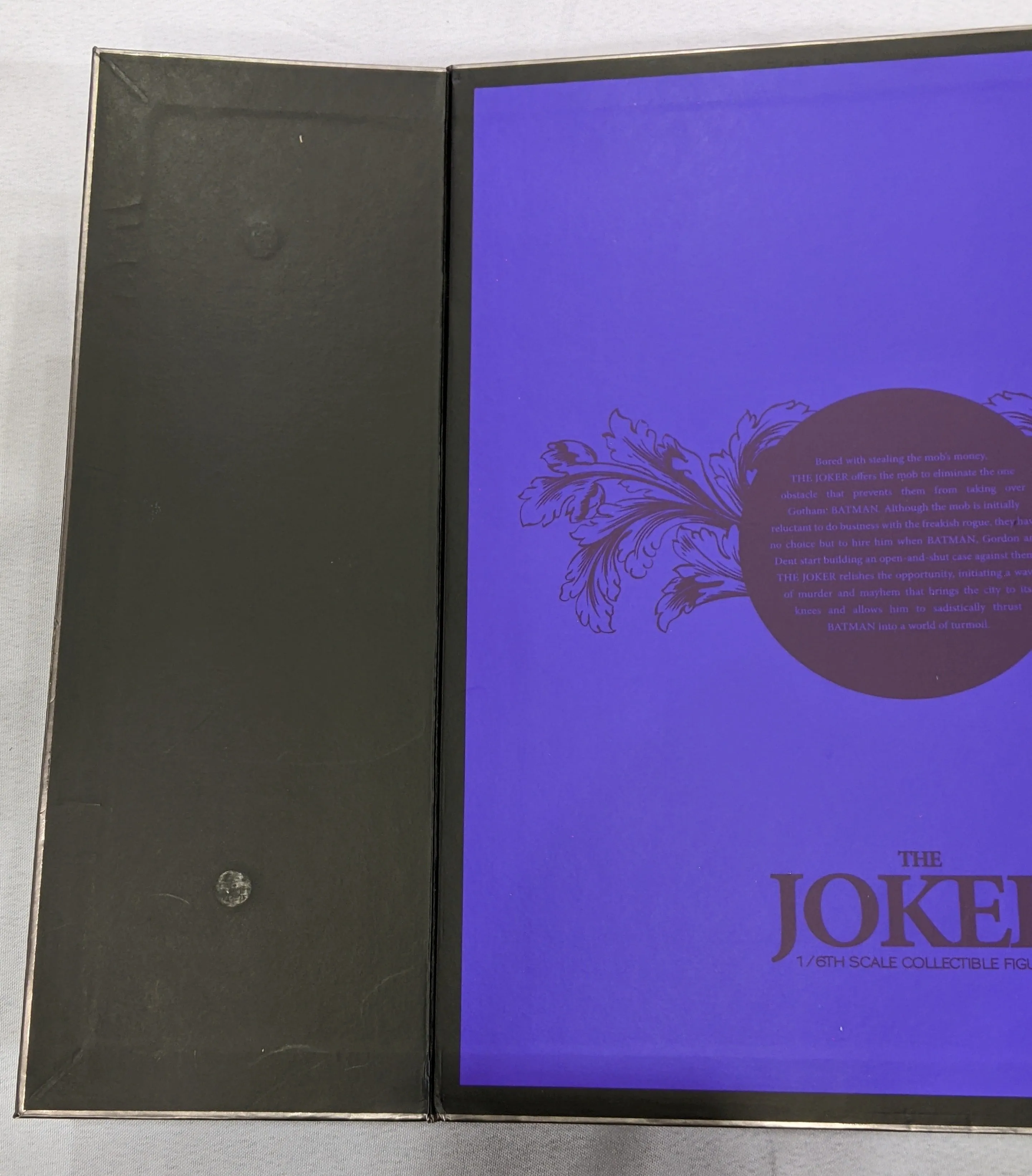Hot Toys 1/6 The Dark Knight The Joker Movie Masterpiece Sixth Scale Figure DX01 *Open Box*