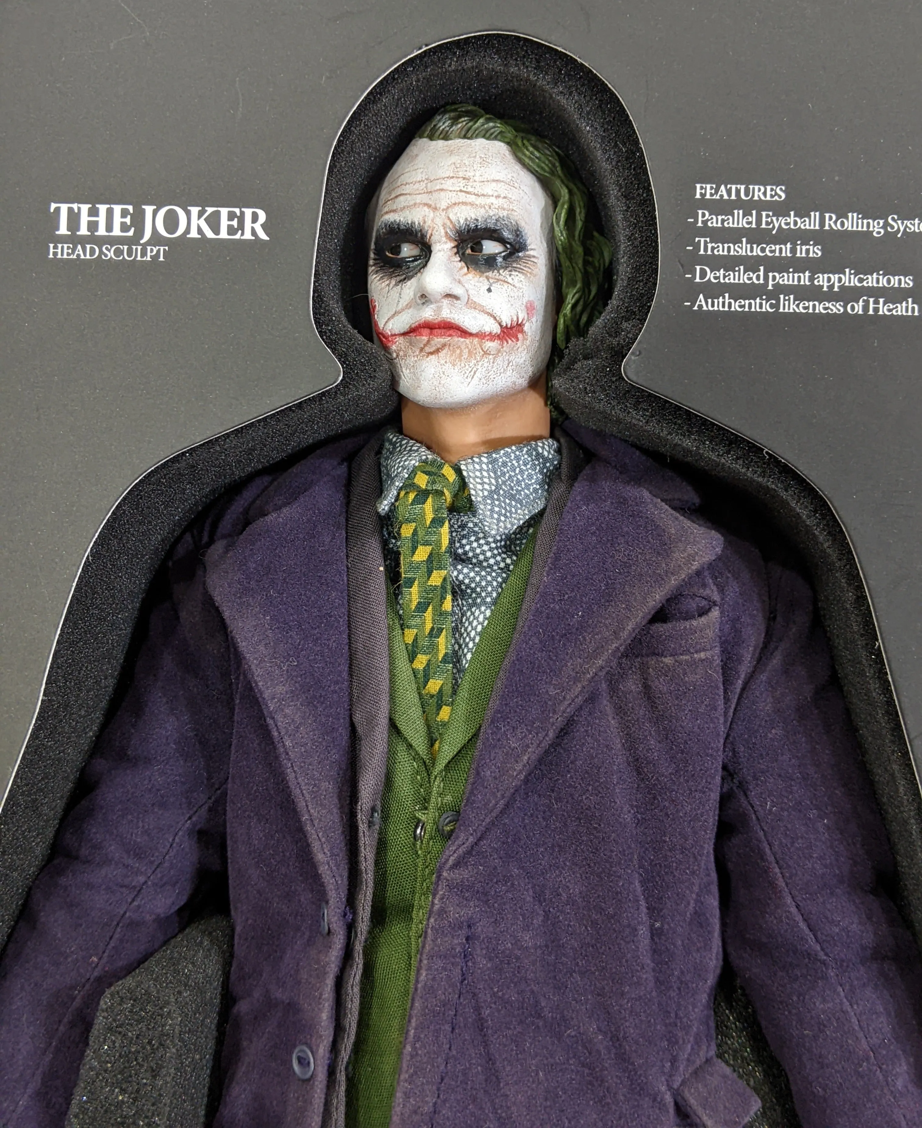 Hot Toys 1/6 The Dark Knight The Joker Movie Masterpiece Sixth Scale Figure DX01 *Open Box*