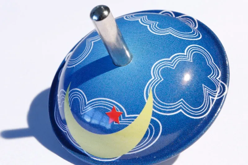 Luna the Magic Spinning Top