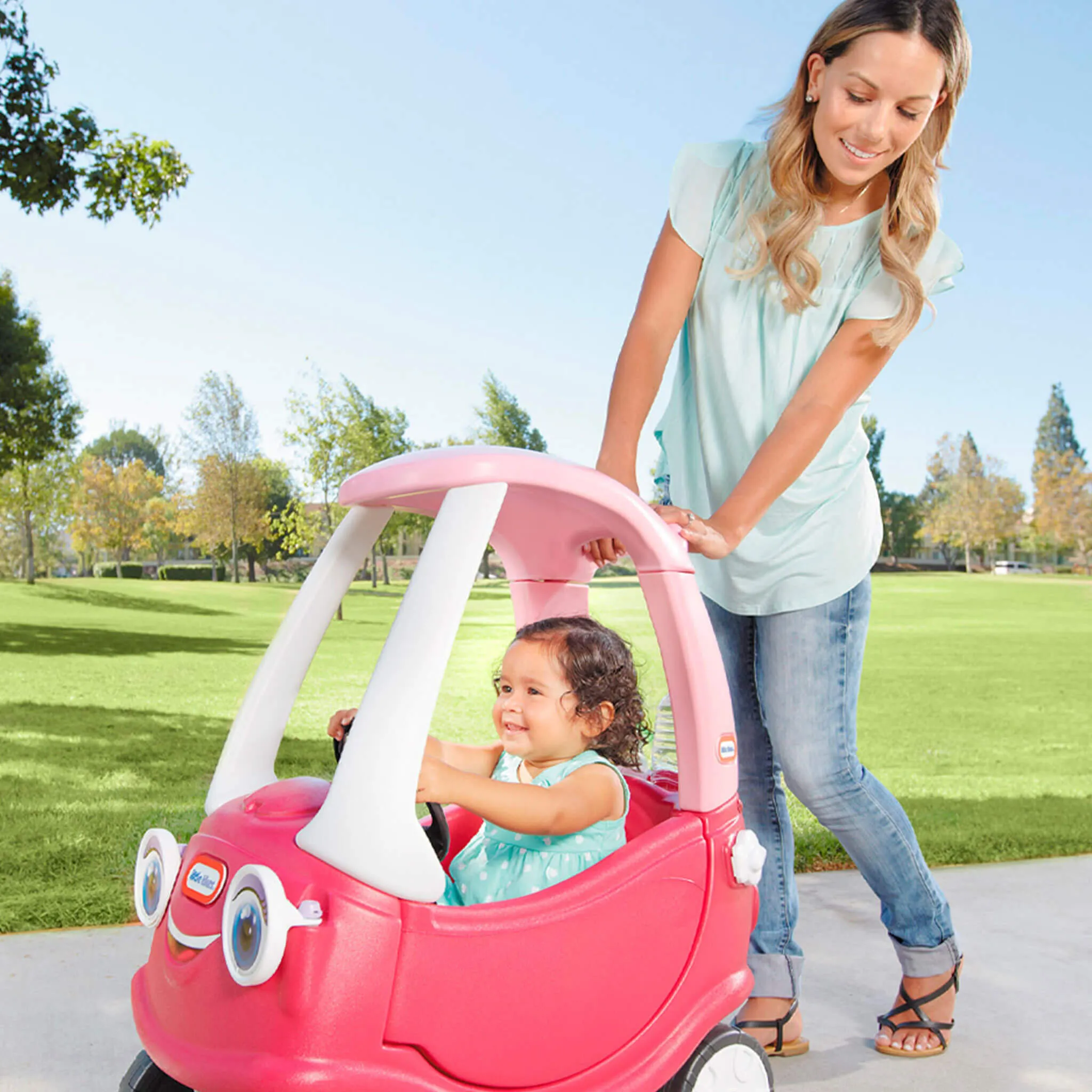 Pre-Assembled Princess Cozy Coupe with Parent Handle & Removable Floorboard