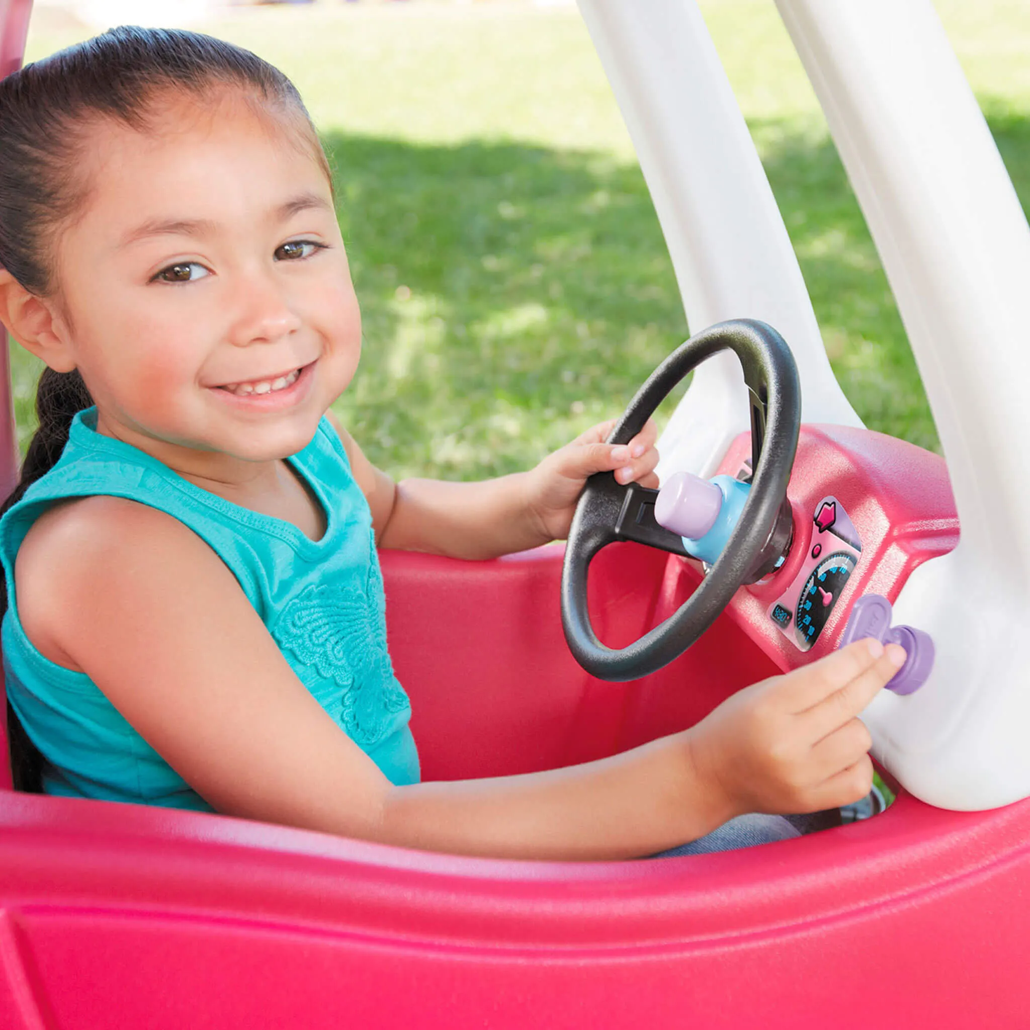 Pre-Assembled Princess Cozy Coupe with Parent Handle & Removable Floorboard