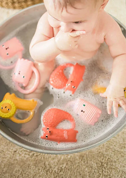 Richie Lion Teether - Donna Wilson