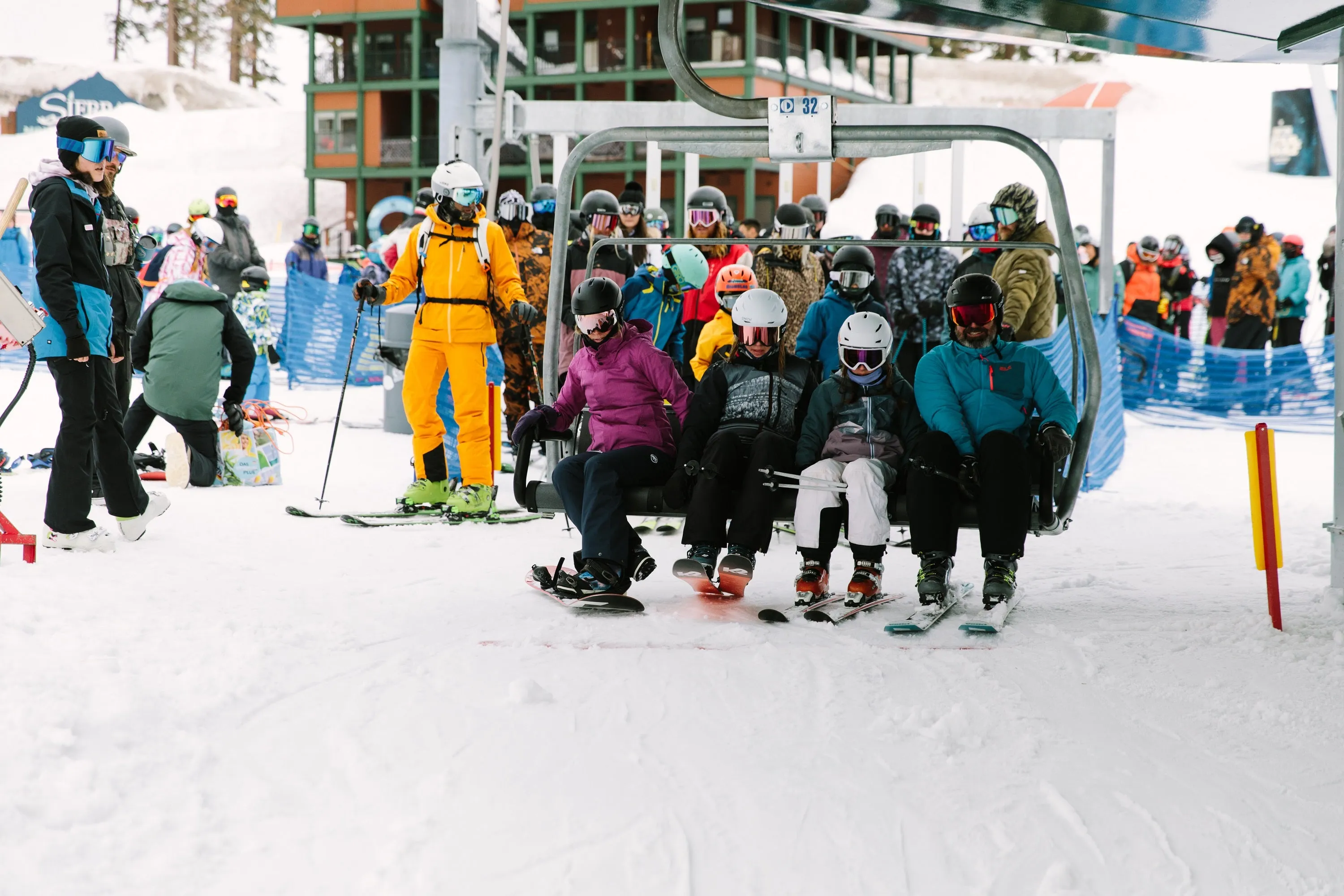 Sierra-at-Tahoe Ski Bus