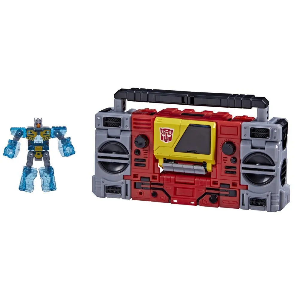 Transformers: Legacy Voyager Autobot Blaster