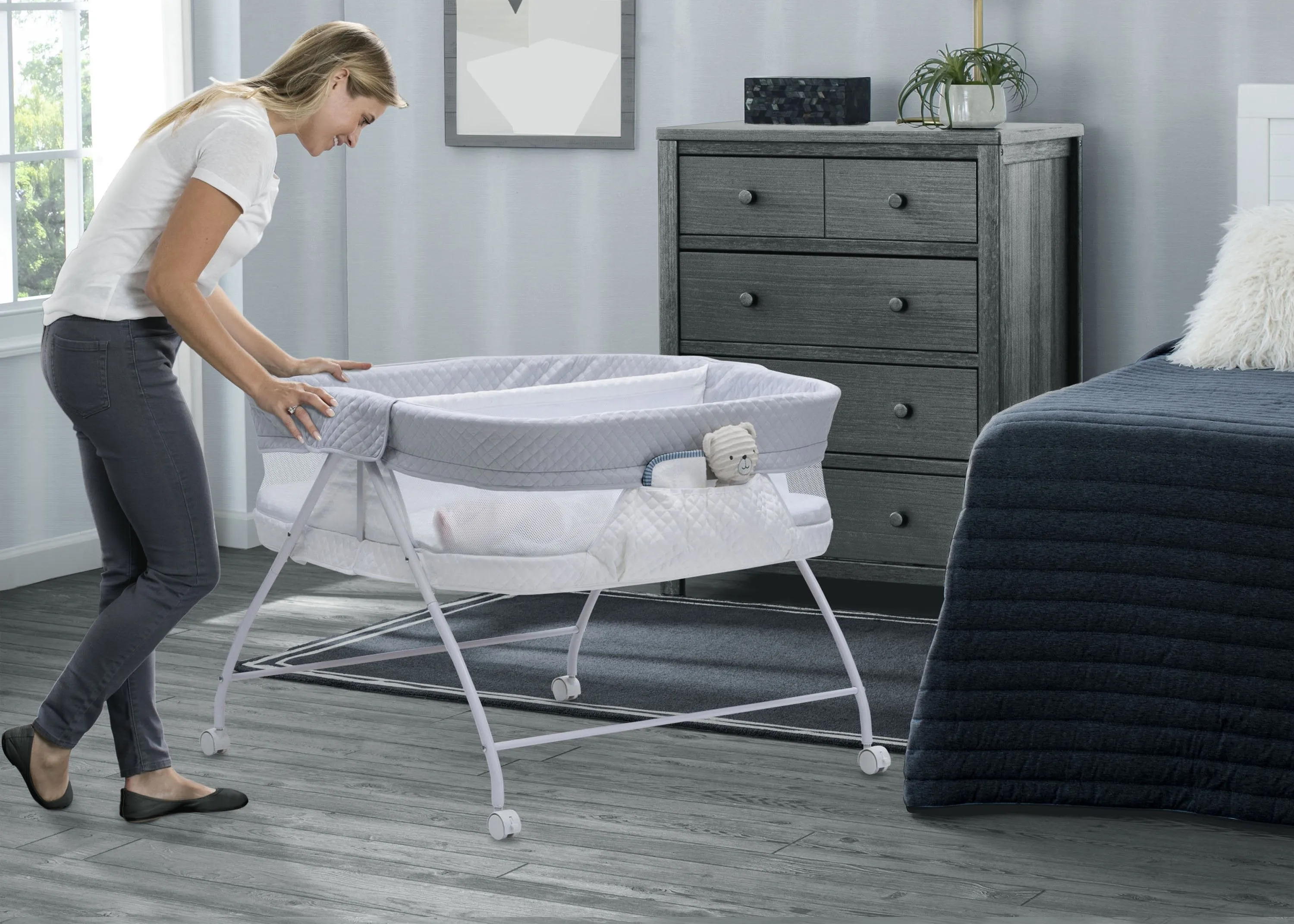 Twin EZ Fold Ultra Compact Double Bassinet