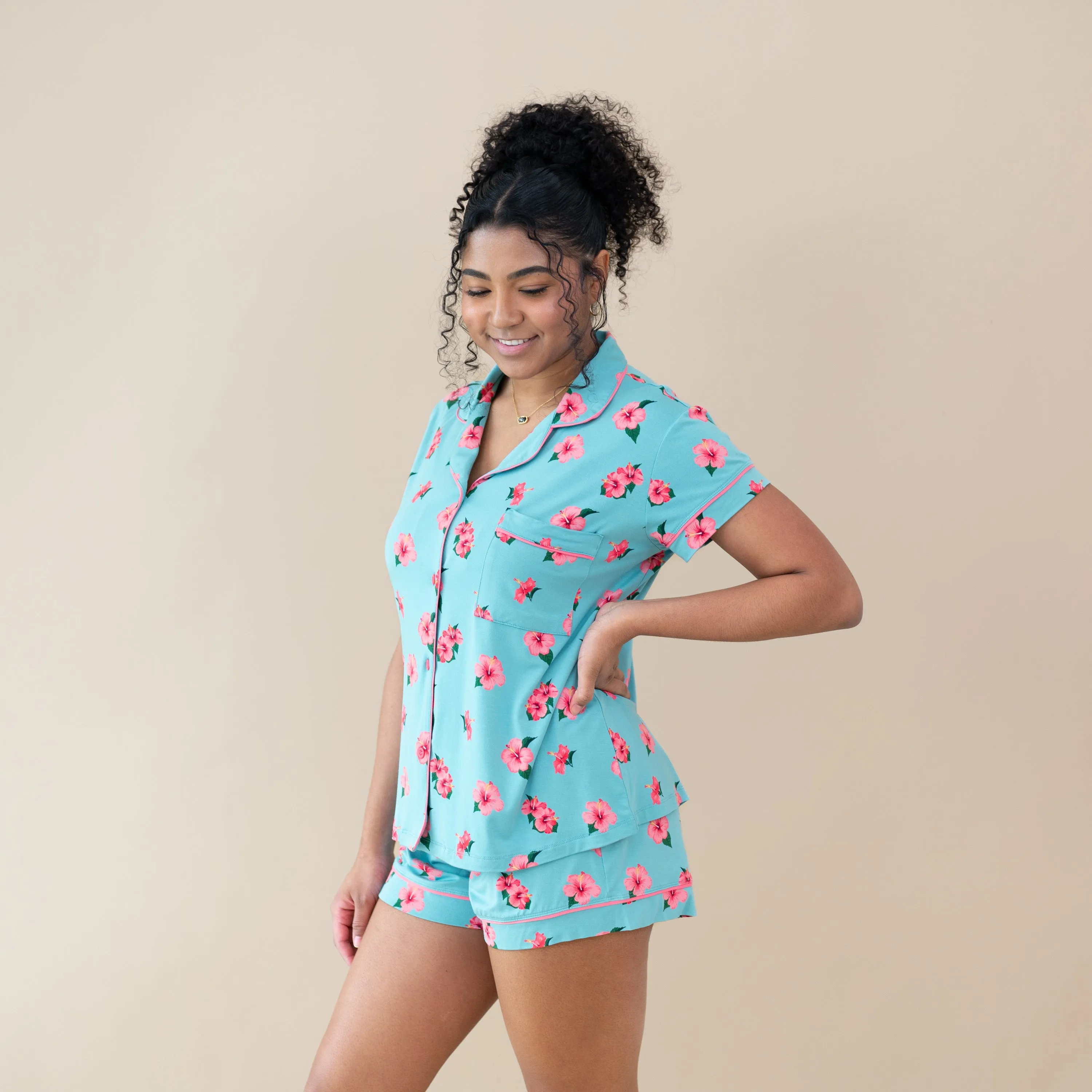 Women’s Short Sleeve Pajama Set in Hibiscus