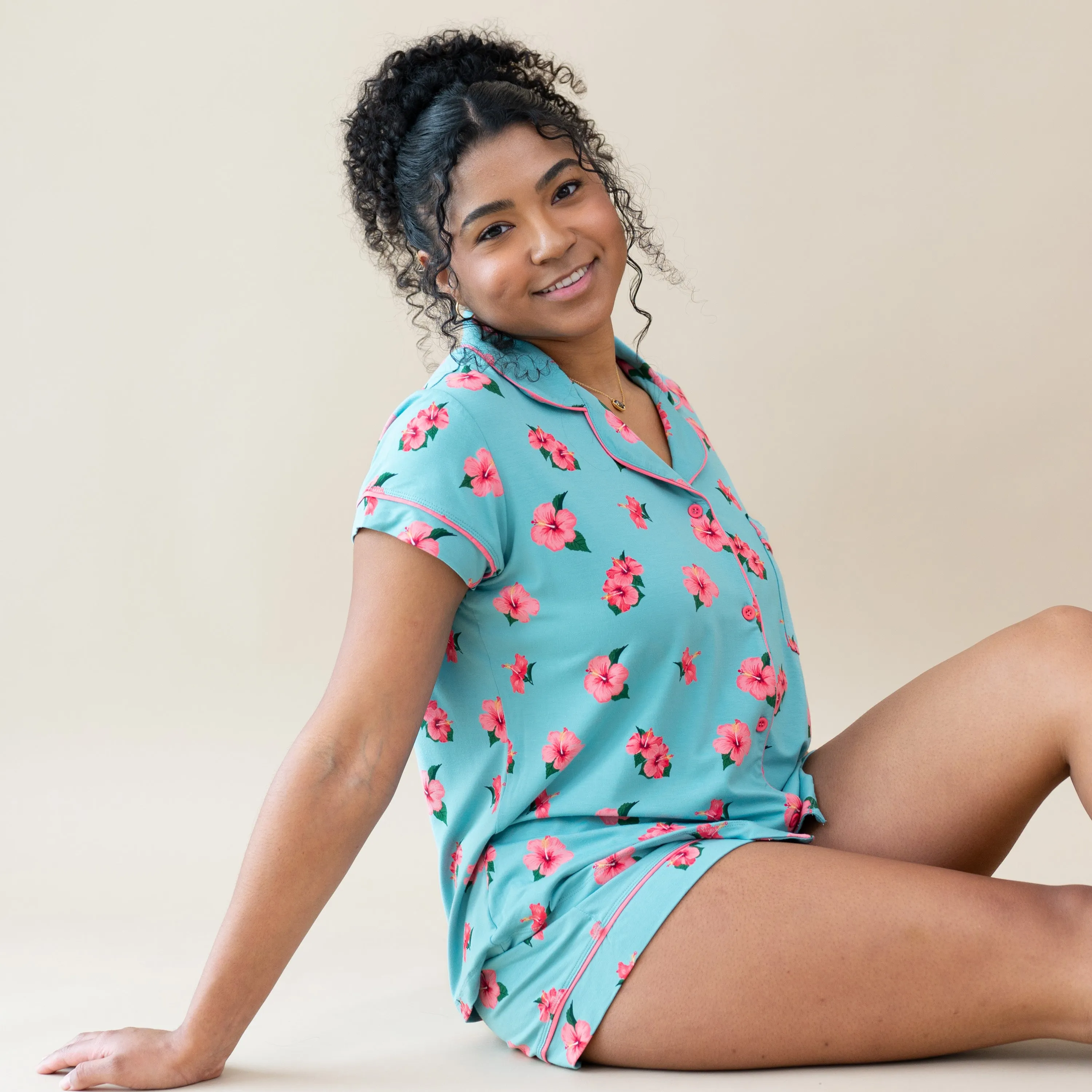 Women’s Short Sleeve Pajama Set in Hibiscus
